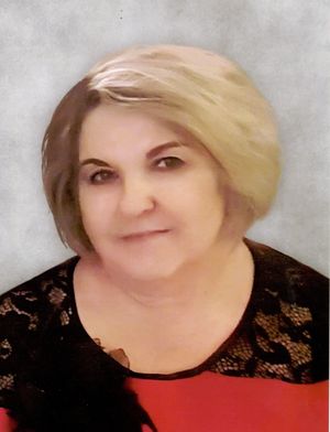 anna jarzbek.jpg
